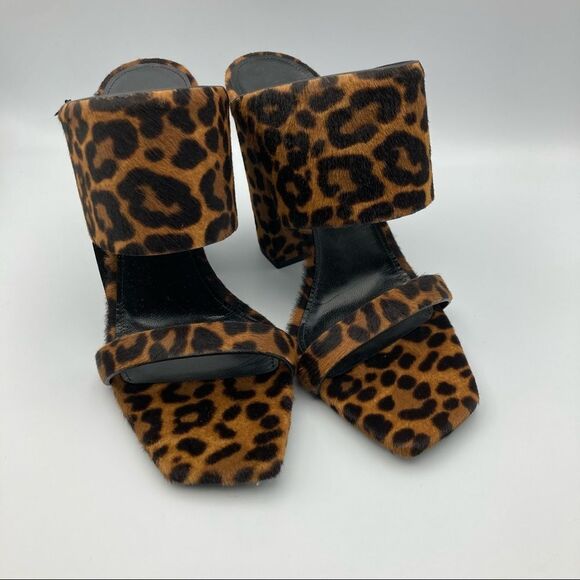 Saint Laurent OAK WOMENS PONY PRINT SANDAL SZ 37+ - Picture 9 of 14